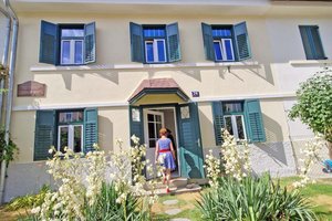 In Klagenfurt lädt das Ingeborg Bachmann Haus zu Führungen mit digitalen Stationen ein. Foto: Mein Klagenfurt