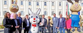 Der Ostermarkt in Klagenfurt wurde bei strahlendem Sonnenschein offiziell eröffnet
