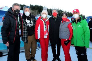Snowboard-Elite bei Weltcup-Premiere auf der Simonhöhe. Foto: LPD Kärnten/Hannes Krainz  