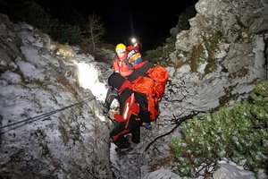 Ferlacher Bergrettung musste helfen: Klagenfurter aus Klettersteig Lärchenturm gerettet. Foto: Bergrettung Ferlach