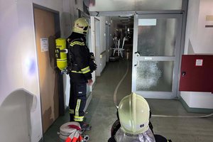 Brand in leerstehendem Gebäude im Klinikum Klagenfurt. Foto: Berufsfeuerwehr Klagenfurt