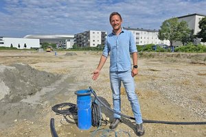 Dipl. Ing. Jakob Stadlbauer, Ziviltechniker für die Baugrundvorbereitung auf der Hallenbad-Baustelle. Foto: Mein Klagenfurt