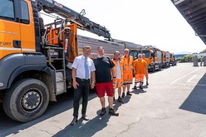 Mehrere Großfahrzeuge der Stadt Klagenfurt brachen Donnerstag auf, um im Umweltkatastrophengebiet Hilfe zu leisten. Foto: StadtKommunikation/Wiedergut