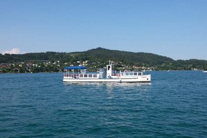 „ArchitekTouren“ – „Menschen und Bauten am Wörthersee“. Foto: Nostalgiebahnen in Kärnten