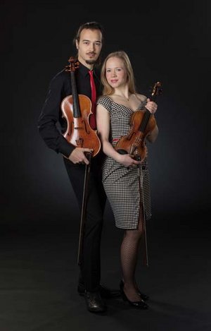 innea Hurttia/Violine und Ivan Podyachev/Viola haben ein abwechslungsreiches Programm zusammengestellt. Foto: KK
