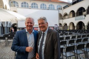 Klaus Graf (GF Graf Filmproduktion GmbH, Graf Film GmbH), LH Peter Kaiser. Foto: LPD Kärnten/Stein