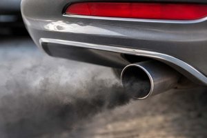 Partikelfilter ausbrennen: Alkolenker brettert mit 180 km/h über S37. Foto: Symbolbild