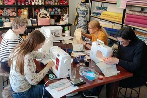 „Tag der Handarbeit“ am 13. und 14. Juni bei Stoff & Chic in der Ankershofenstraße 2. Foto: Stoff & Chic