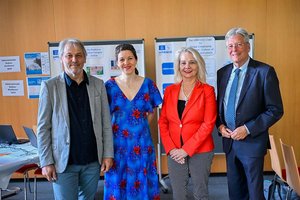 Univ. Prof. Hans Karl Peterlini, Christiane Faymann, Rektorin Ada Pellert, LH Peter Kaiser. Foto: LPD Kärnten/Bauer