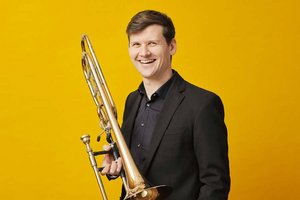 Posaunist Jonathan Ramsey. Foto: Stefan Höderath