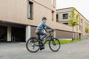 Stressfrei ins Büro: Mit dem E-Bike den Arbeitsweg revolutionieren. Foto: Geero