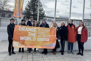 Universität Klagenfurt setzt Zeichen gegen Gewalt an Frauen. Foto: aau/Müller