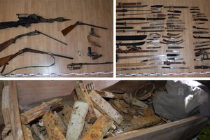Zahlreiche Waffen in Wohnung und Kellerabteil gefunden. Foto: Polizei Kärnten