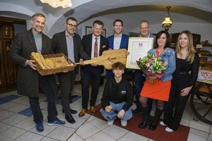 Klagenfurter „Biobäcker“ zum 40-Jahr-Jubiläum geehrt. Foto: StadtKommunikation/Hude