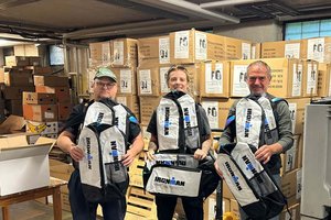 Für den Ironman Austria: pro mente kärnten packt 3.000 Teilnehmer-Bags. Foto: pro mente kärnten