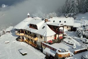 Zukunft des Wintertourismus: ZDF dreht im Biolandhaus Arche in Eberstein. Foto: ZDF