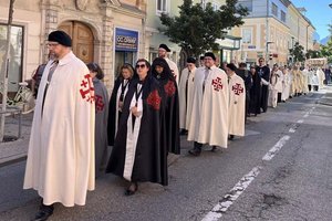 Hunderte Ritter aus 14 Nationen treffen sich in Klagenfurt. Foto: Komturei Klagenfurt