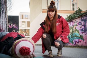 Die Caritas hilft obdachlosen Menschen das ganze Jahr. Foto: Caritas/Johannes Leitner