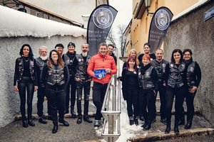 Die Barber Angels kommen wieder ins Eggerheim und schneiden Bart und Haare kostenlos. Foto: Roland Dutzler