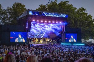 Andreas Gabalier begeistert 8.000 Fans in der Klagenfurter Ostbucht. Foto: krivograd/ipmedia