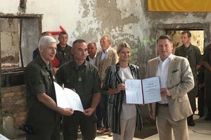 Klagenfurt mit Urkunde der Bundesministerin für Landesverteidigung ausgezeichnet. Foto: KK