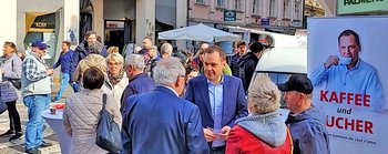 Samstagvormittag: Kaffee und Kucher beim Wörtherseemandl