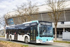 Beim Champions League-Spiel Sturm Graz - Sporting Lissabon im Klagenfurter Wörthersee Stadion verkehren ab 17:30 Uhr kostenlose Shuttlebusse zum Stadion. Foto: KMG/Madlin Peko