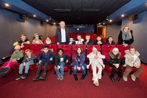Vizebürgermeister Alois Dolinar freut sich auf zahlreiche - insbesondere junge - Kinobesucher bei den Umweltfilmtagen 2023. Foto: StadtKommunikation/Hude