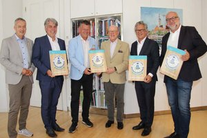 Dr. Wolfgang Hafner, Ing. Mag. Harald Tschurnig, Bürgermeister Christian Scheider, Dr. Cornelius Grupp, Ing. Johann Moser, Dipl.-Ing. Erwin Smole. Foto: StadtKommunikation/Spatzek