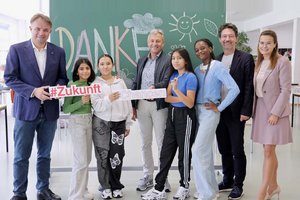 Privatstiftung Kärntner Sparkasse als Glücksstifterin für Kinder. Foto: Caritas/Dietmar Wajand Privatstiftung Kärntner Sparkasse als Glücksstifterin für Kinder. Foto: Caritas/Dietmar Wajand