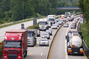 Kärntens Transporteure fordern faire Bezahlung - Industrie droht mit ausländischer Billigkonkurrenz