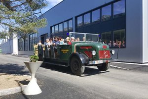 Ab Hauptbahnhof Klagenfurt: Neue Stadtrundfahrten im Cabriobus durch Klagenfurt. Foto: zVg