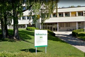 Auch die VS 13 am  Spitalberg erhält eine zusätzliche Betreuungsgruppe. Foto: Google Street View