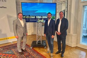 Neue Initiative macht Parkplätze in Kärnten zu Sonnenstrom-Kraftwerken. Foto: Büro LR Schuschnig/Habich