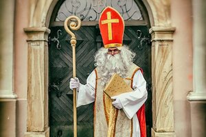 45 Jahre Nikolaus: Jubiläum für Ebenthaler Optikermeister Ernst Kitzer. Foto: KK