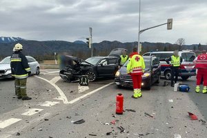 Schwerer Verkehrsunfall auf der B70-Packer Straße. Foto: FF Poggersdorf