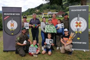 „Soldaten mit Herz“ ermöglichen SOS-Kinderdorf-Kindern Erlebnistag am Bauernhof. Foto: Bundesheer