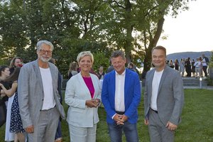 Bürgermeister Christian Scheider beim „Bachmann-Empfang“ mit ORF- Landesdirektorin Karin Bernhard, dem technischen Leiter Klaus Wachschütz und Bachmannpreis-Koordinator Horst L. Ebner. Foto: StadtKommunikation / Johannes Puch