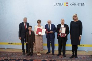 LH Peter Kaiser, Antonia Gössinger, Hermann Berger, Rolf Holub und Ursula Plassnik. Foto: LPD Kärnten/Just