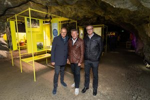 „ÜBER.LEBEN“: Neue Dauerausstellung im Kreuzbergl-Stollen eröffnet. Foto: StadtKommunikation / Zangerle