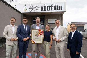 LR Sebastian Schuschnig, LHStv. Martin Gruber, Geschäftsführer Adolf Kulterer, Prokuristin Doris Kaiser, LH Daniel Fellner und LAbg. Klubobmann Markus Malle. Foto: LPD Kärnten/Peter Just
