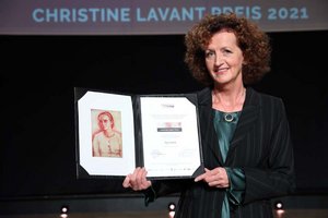Maja Haderlap mit Lavant-Preis ausgezeichnet. Foto: Lavant Gesellschaft/APA-Fotoservice/Schedl 