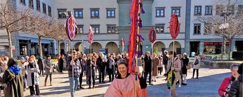 Feministische Kunstprozession durch Klagenfurt sorgte für Aufsehen