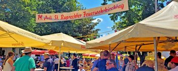 Zahlreiche Besucherinnen und Besucher feierten den Kirchtag mit ihrer Feuerwehr.