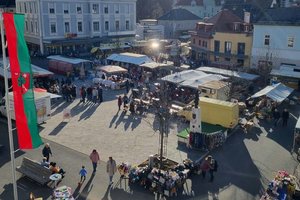 Ferlacher Martinimarkt und Faschingswecken. Foto: Robert Poscheschnig