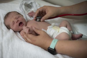 Geburtenbilanz 2021: In den KABEG-Häusern kamen 3344 Babys zur Welt. Foto: KABEG/Helge Bauer