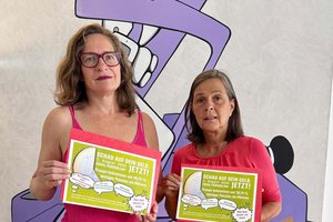Frauenstadträtin DIin Constance Mochar und Klagenfurts Frauenbeauftragte, Mag.a Astrid Malle, machen auch heuer wieder auf den Equal Pension Day aufmerksam. Foto: Büro Stadträtin Mochar