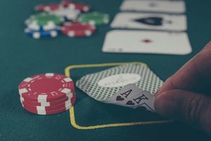 Eine Plattform wie Casoola Casino zeigt, wie Online Casinos versuchen, Vielfalt und Zugänglichkeit miteinander zu verbinden.